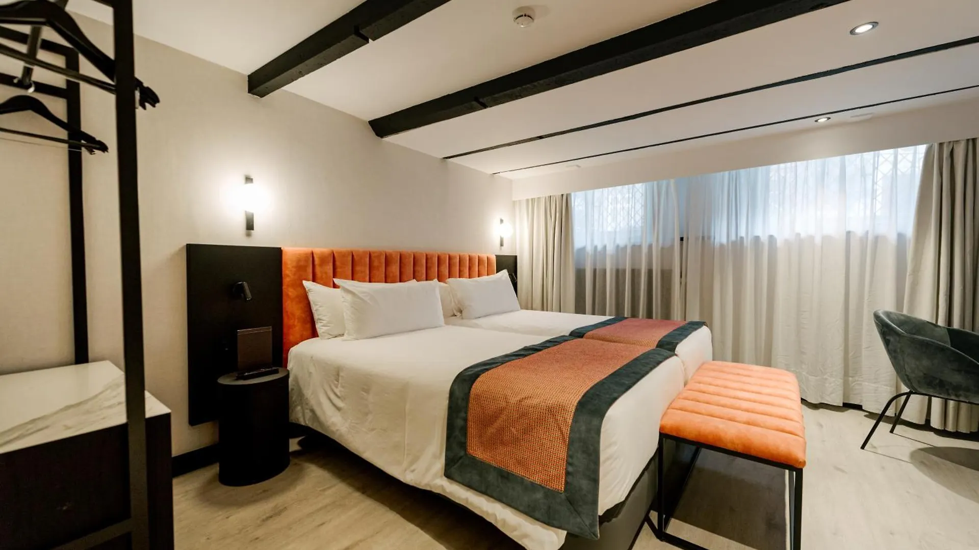 Catalonia Vondel Amsterdam Hotel 4*,  Holland